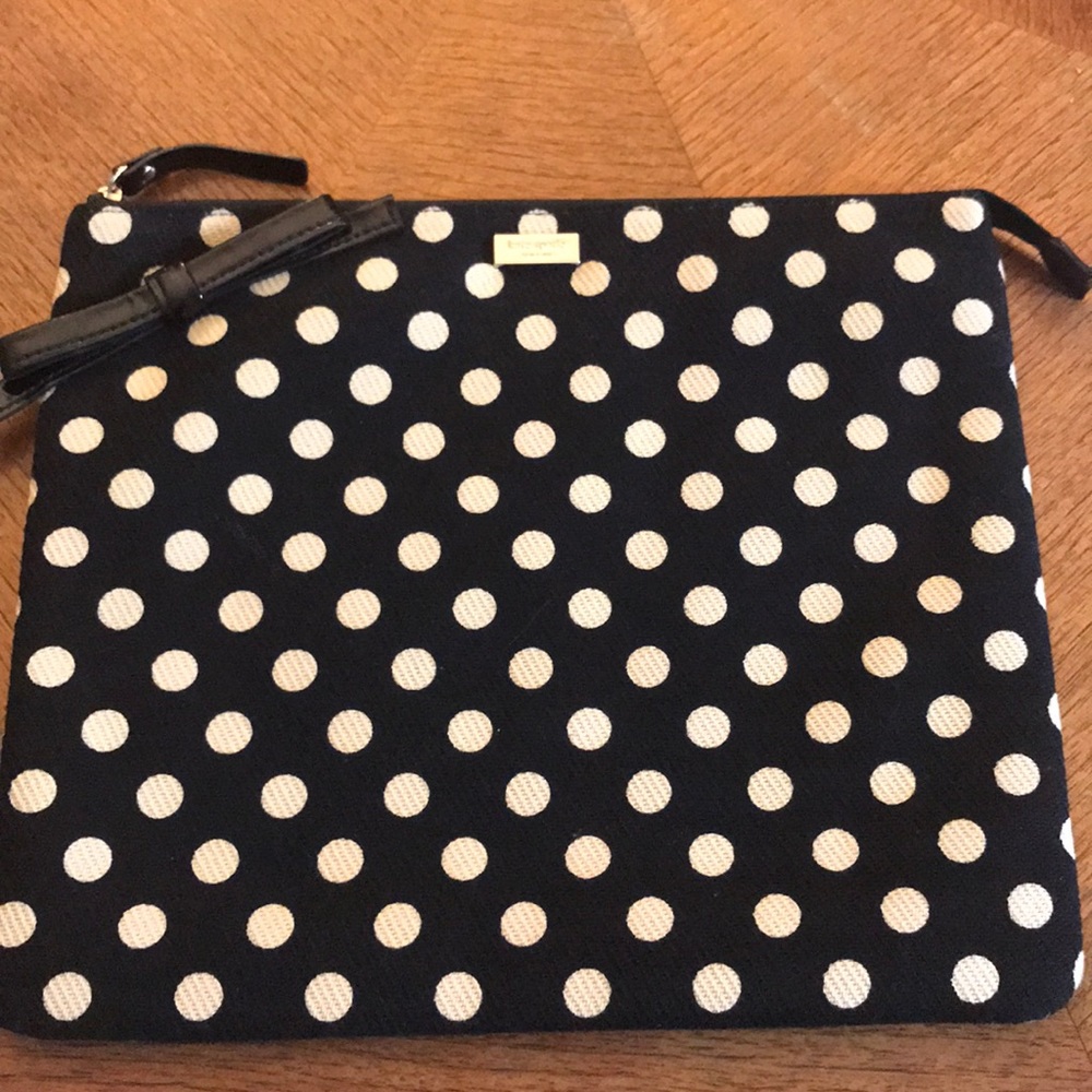 Kate spade polka dot Georgie